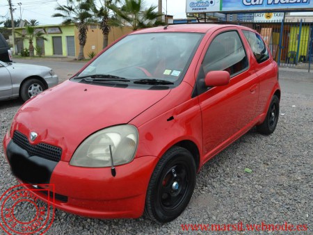 VALOR $ 1.790.000./Marca:TOYOTA/Modelo:VITZ/Año:2001/Motor:1.0/Kilometraje:100.500/Transmisión:Automático/Combustible:Bencina/Dirección:Cambio Volante/Observaciones:Aire Acondicionado,Alza Vidrios,Llantas Aleación,Alarma,Cierre Central